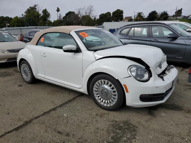 2016 Volkswagen Beetle - Image 4