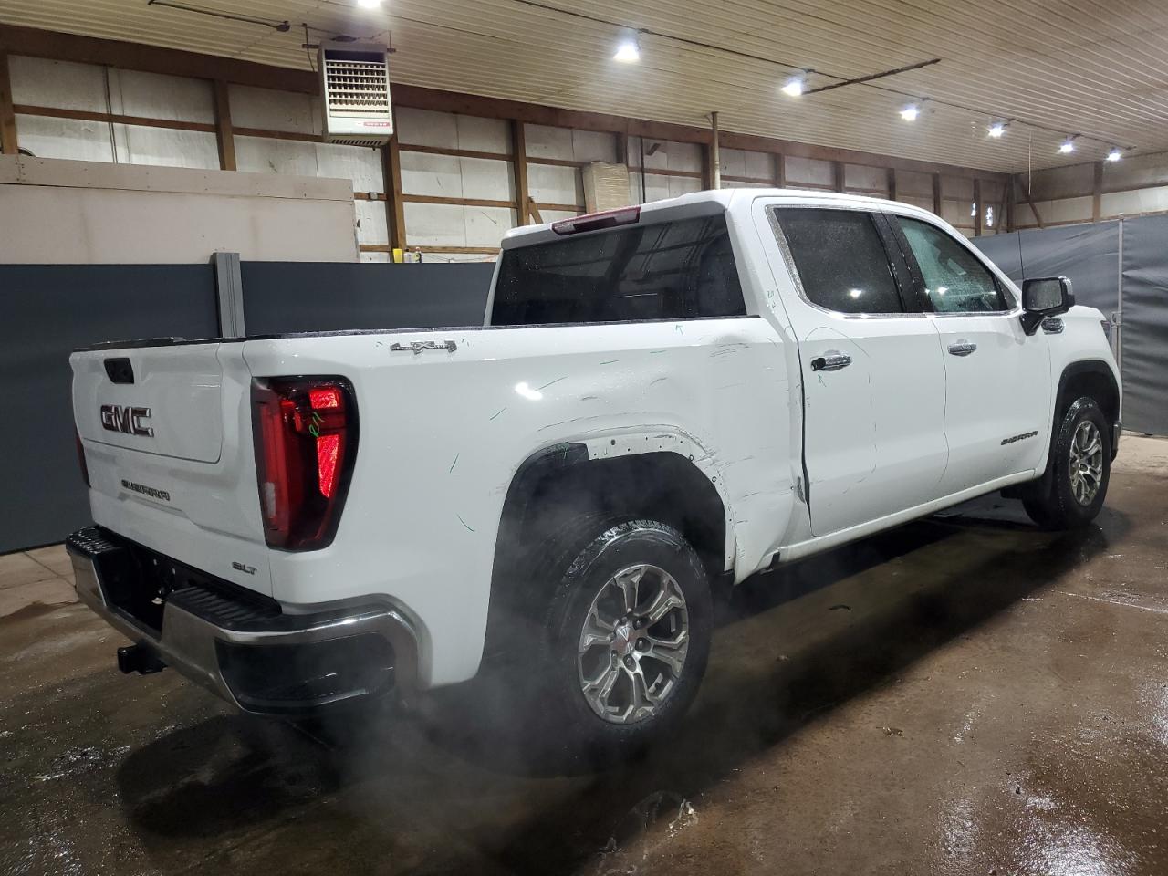 2024 GMC Sierra - Image 3