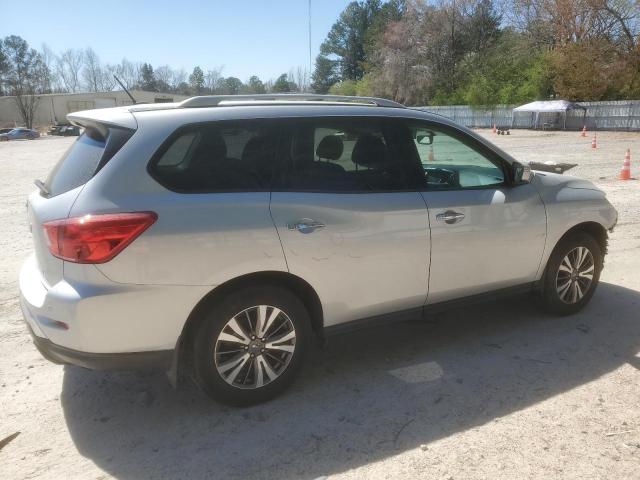 2017 Nissan PATHFINDER - Image 3