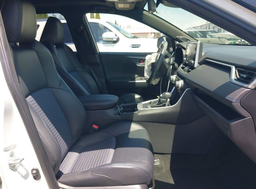 2021 Toyota Rav4 Hybrid - Image 6