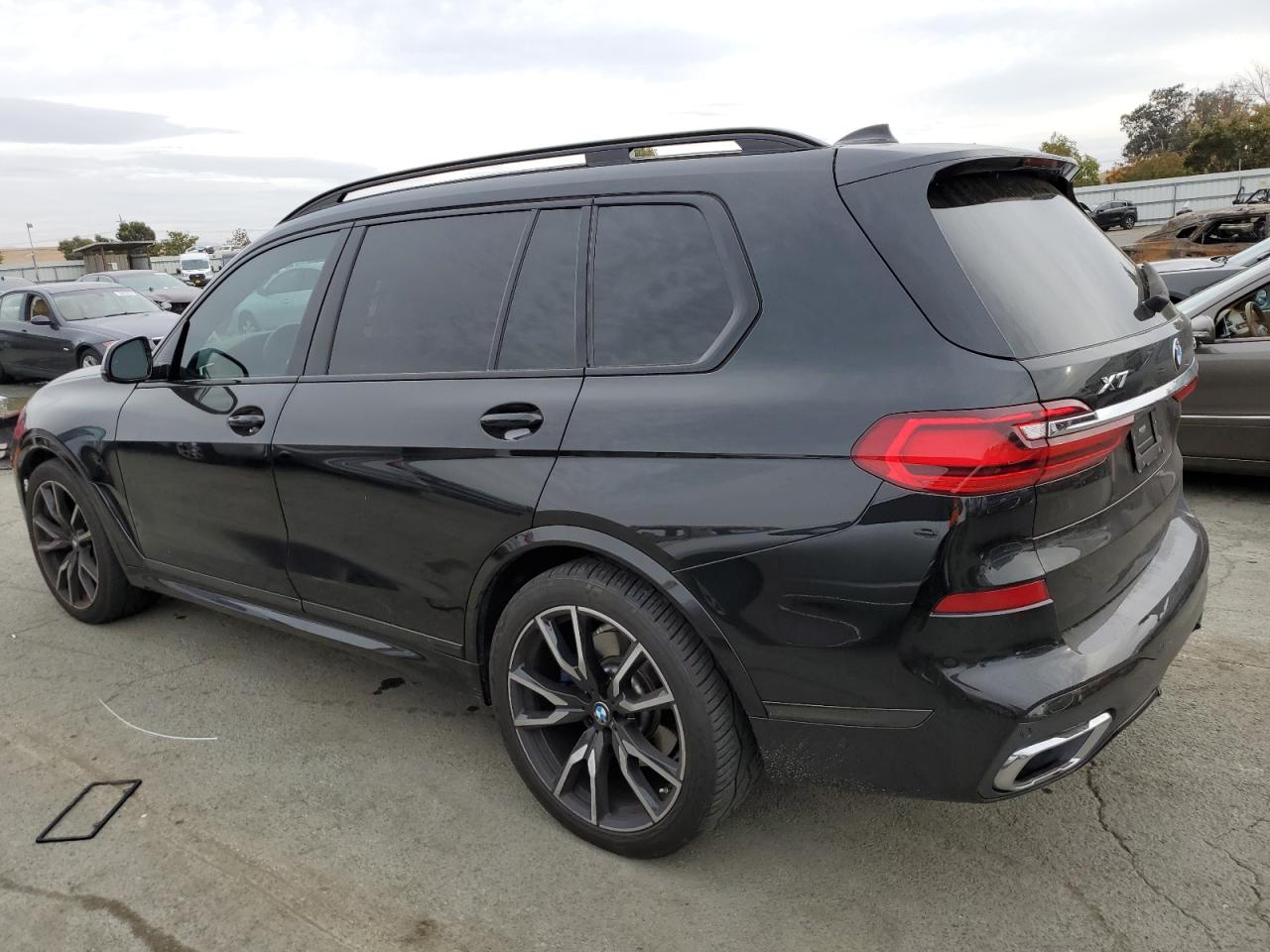 2019 BMW X7 - Image 2