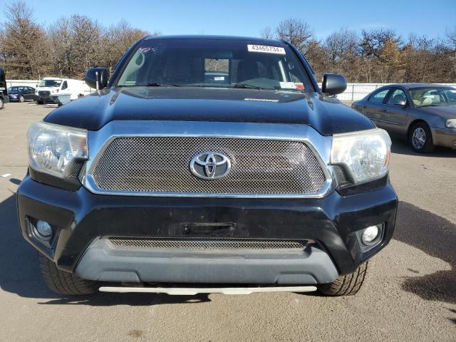 2015 Toyota TACOMA - Image 5
