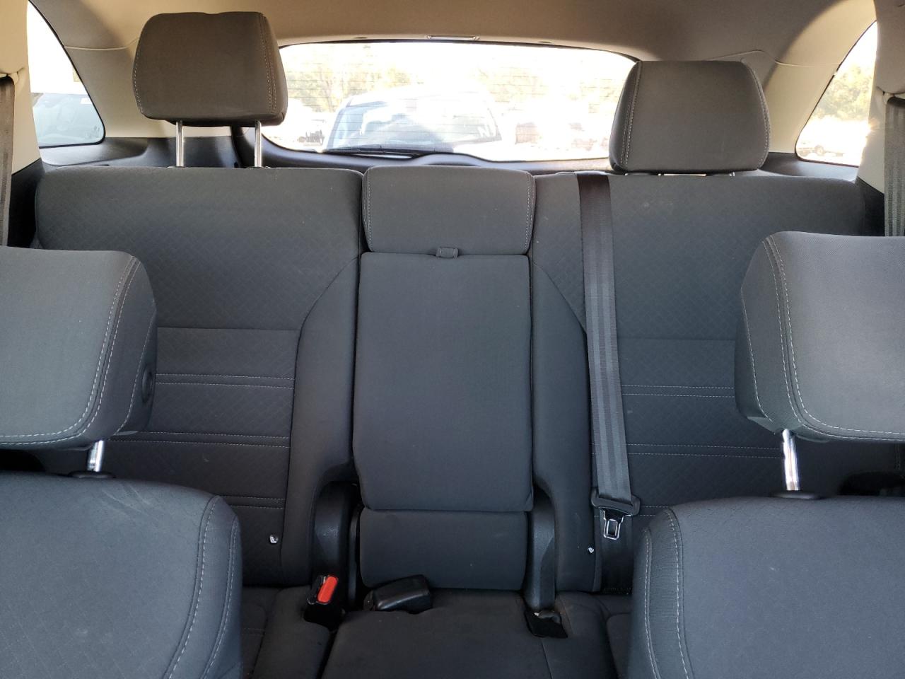 2017 KIA SORENTO - Image 10