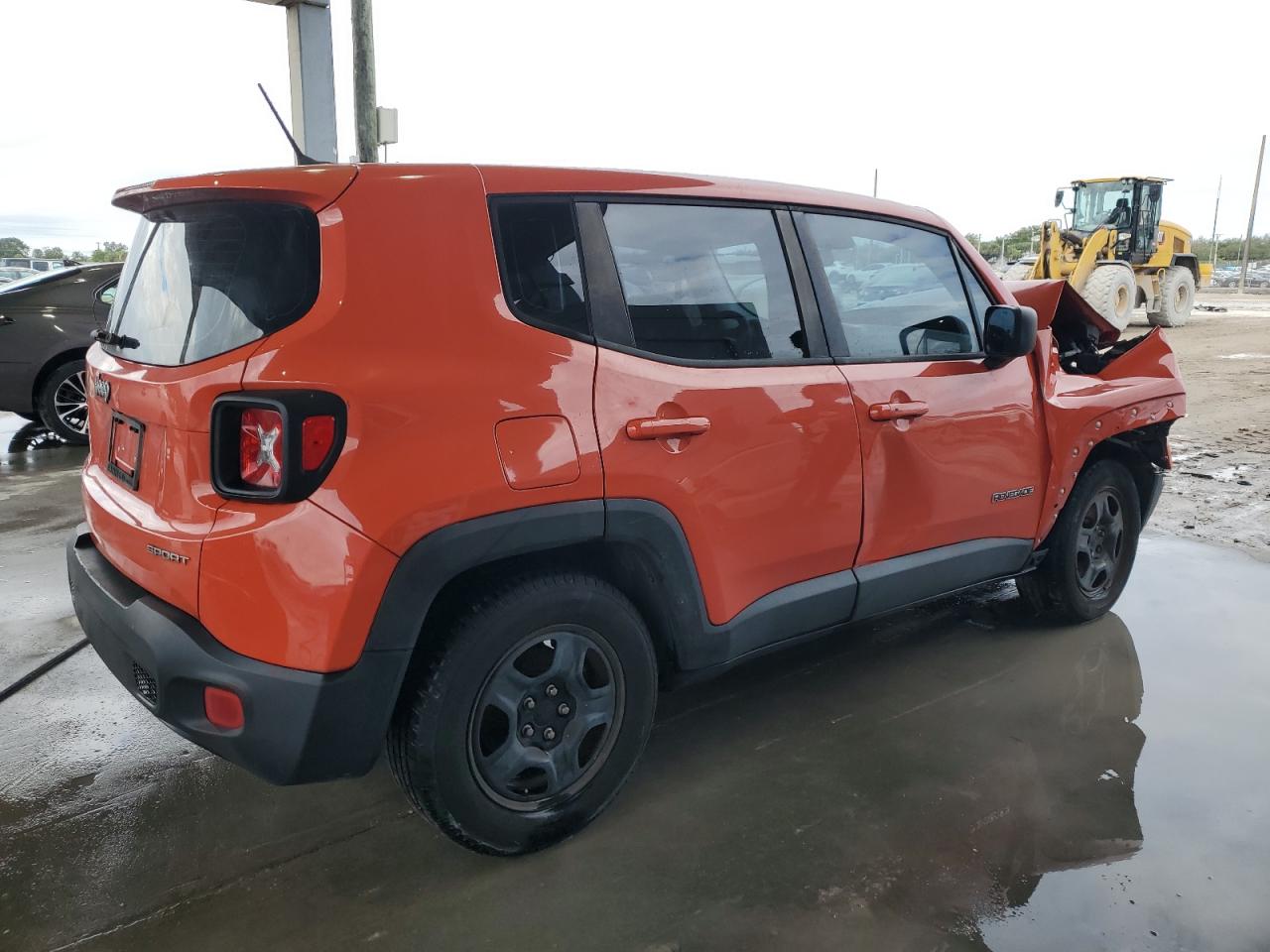 2016 Jeep Renegade - Image 3