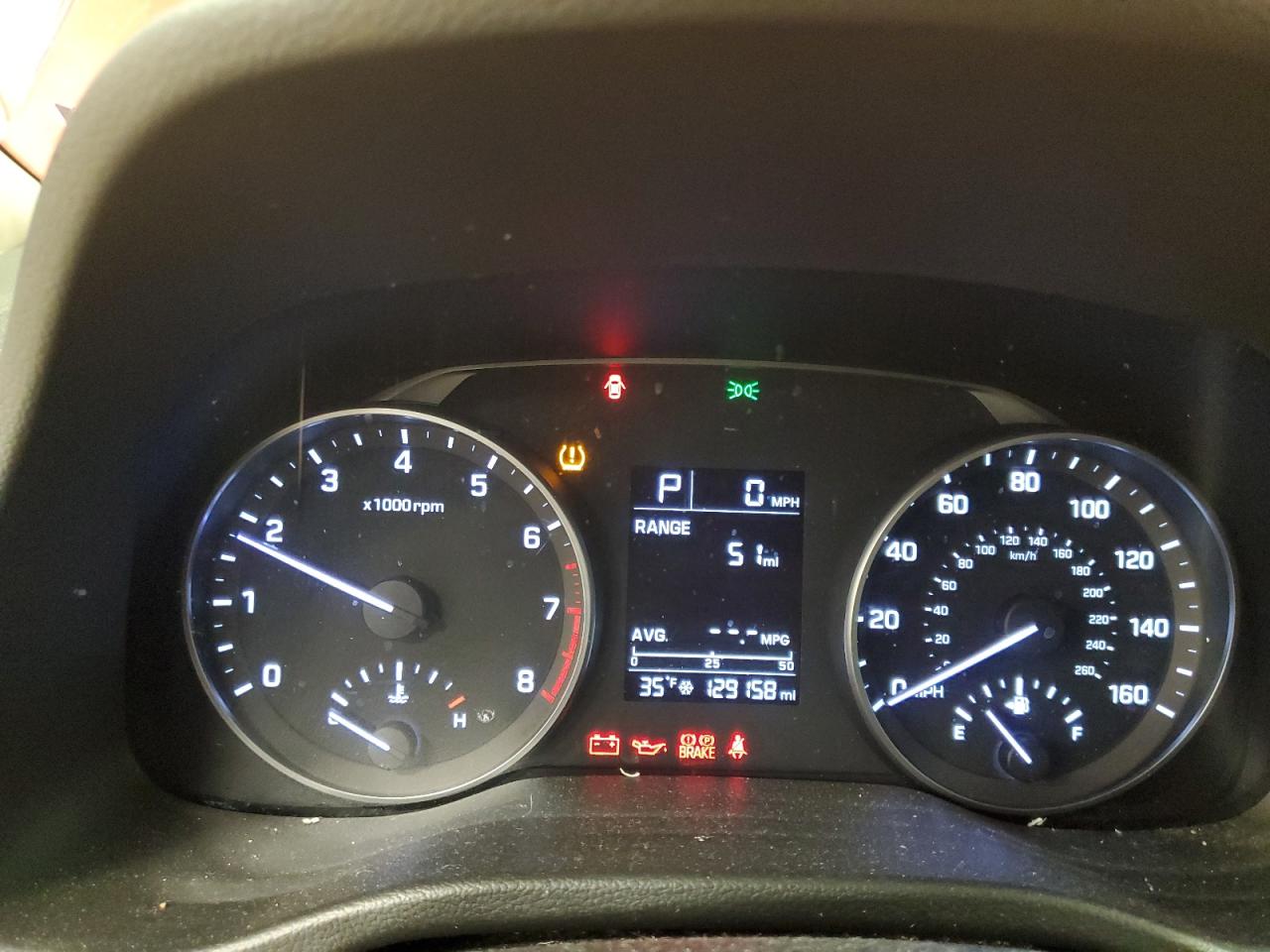 2017 HYUNDAI ELANTRA - Image 9