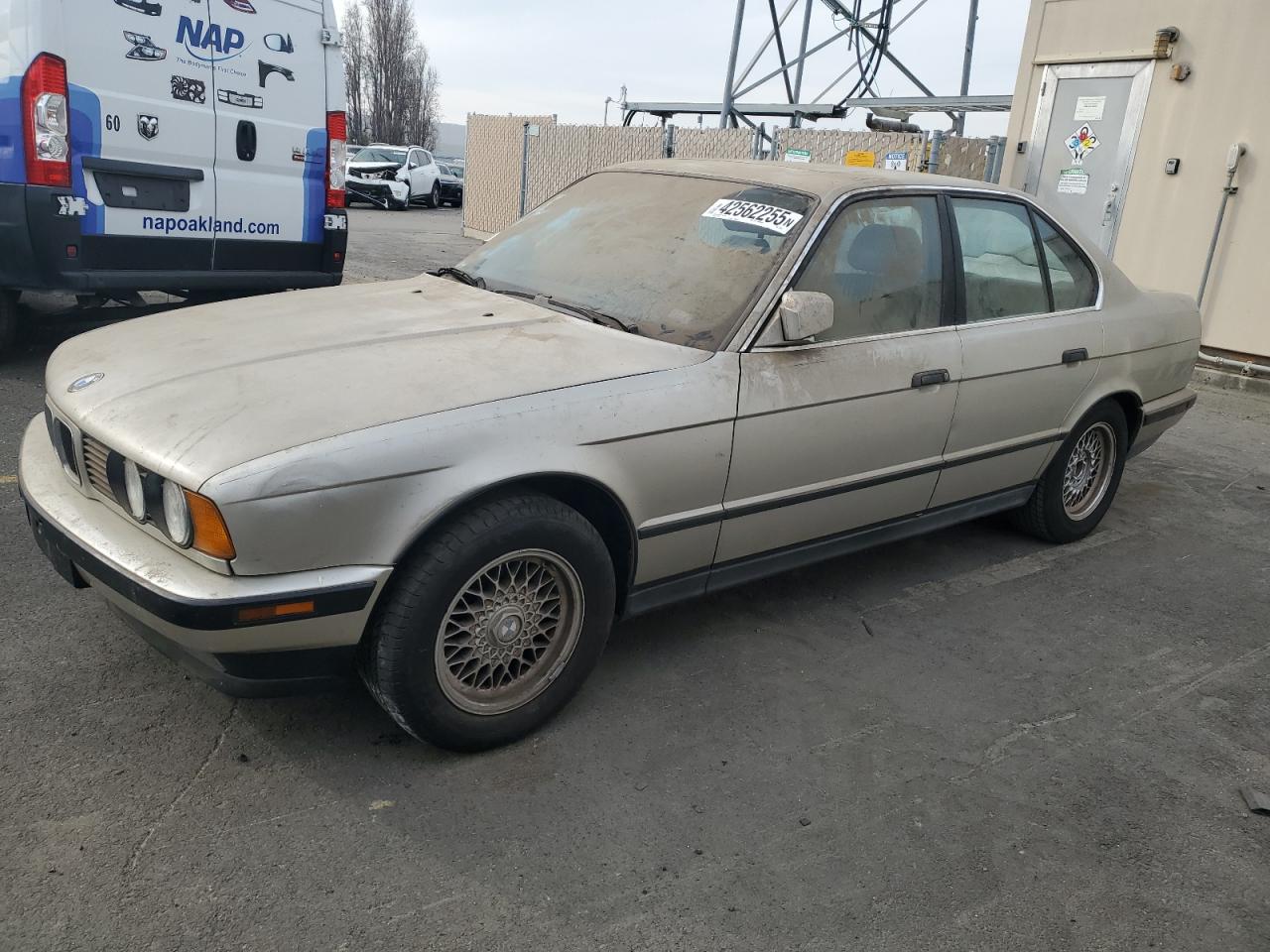 BMW 5 SERIES GOLD