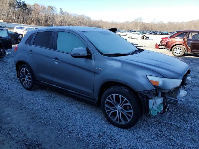 2019 Mitsubishi OUTLANDER - Image 4