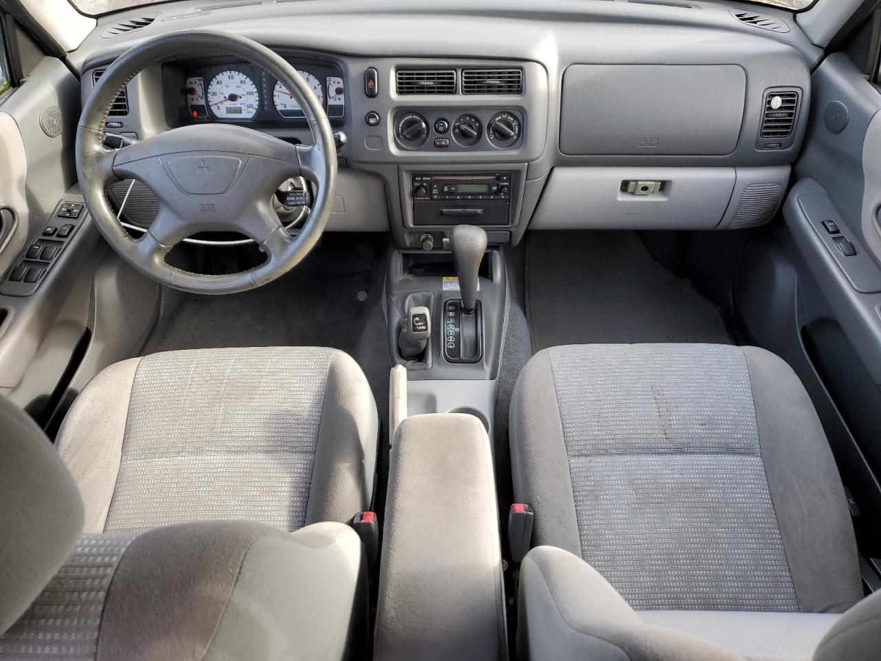 2003 MITSUBISHI MONTERO RED - Image 8
