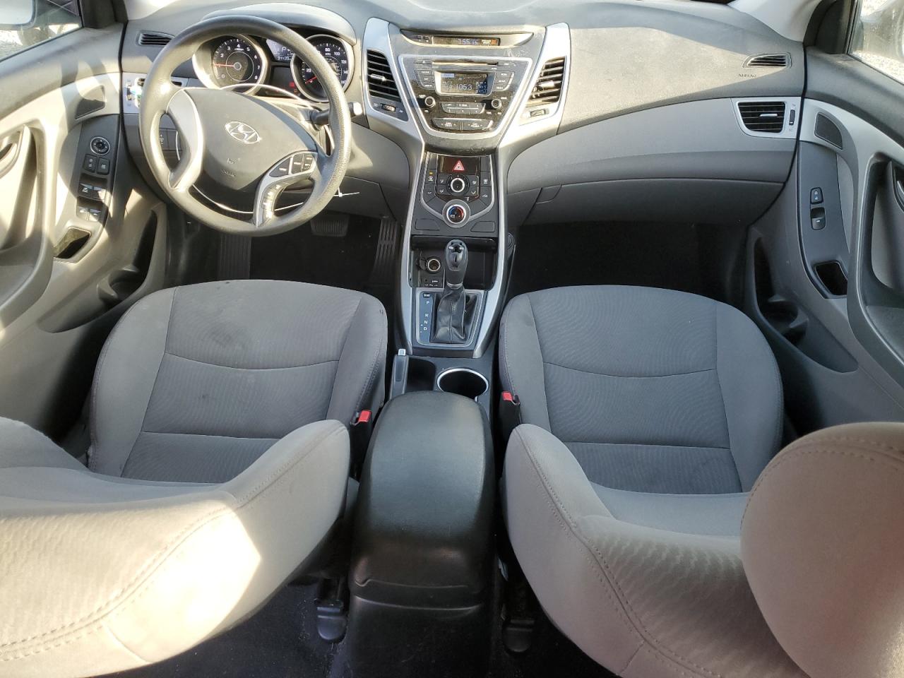 2015 HYUNDAI ELANTRA - Image 8