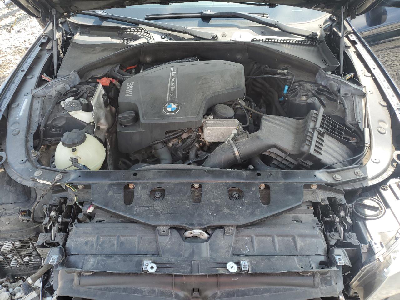 2015 BMW 5 Series - Image 11
