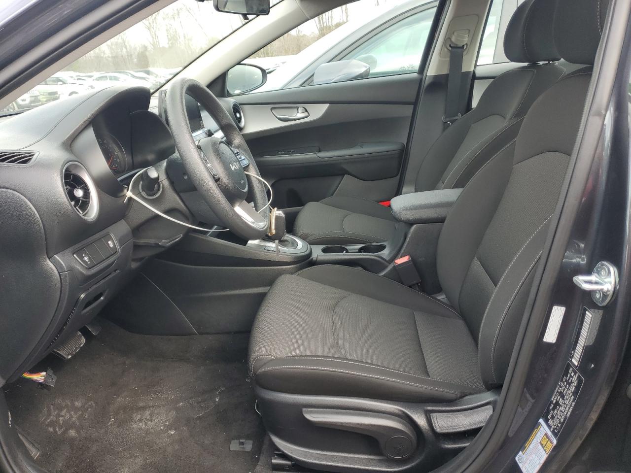 2023 Kia Forte - Image 7