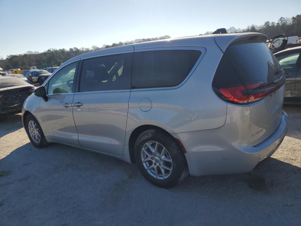 2024 CHRYSLER PACIFICA - Image 2