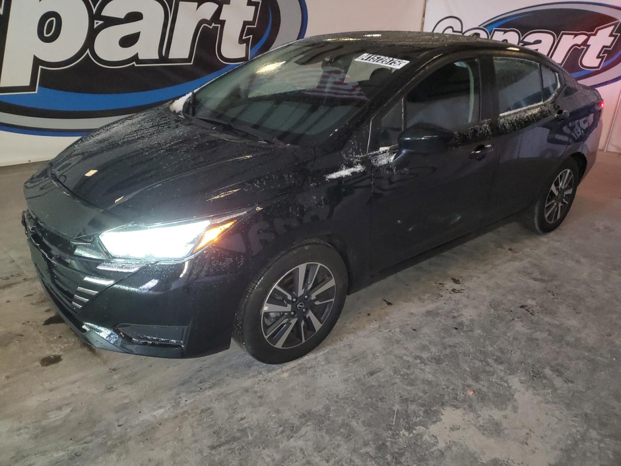 NISSAN VERSA