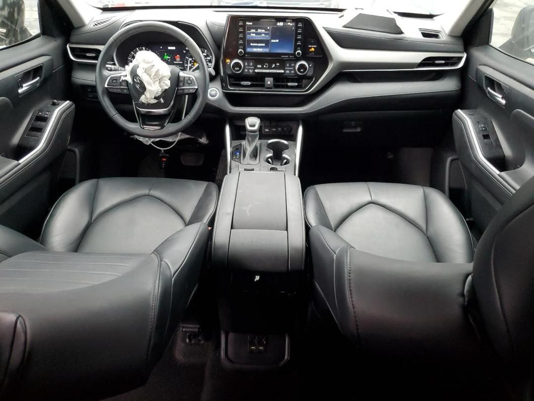 2021 Toyota HIGHLANDER - Image 8