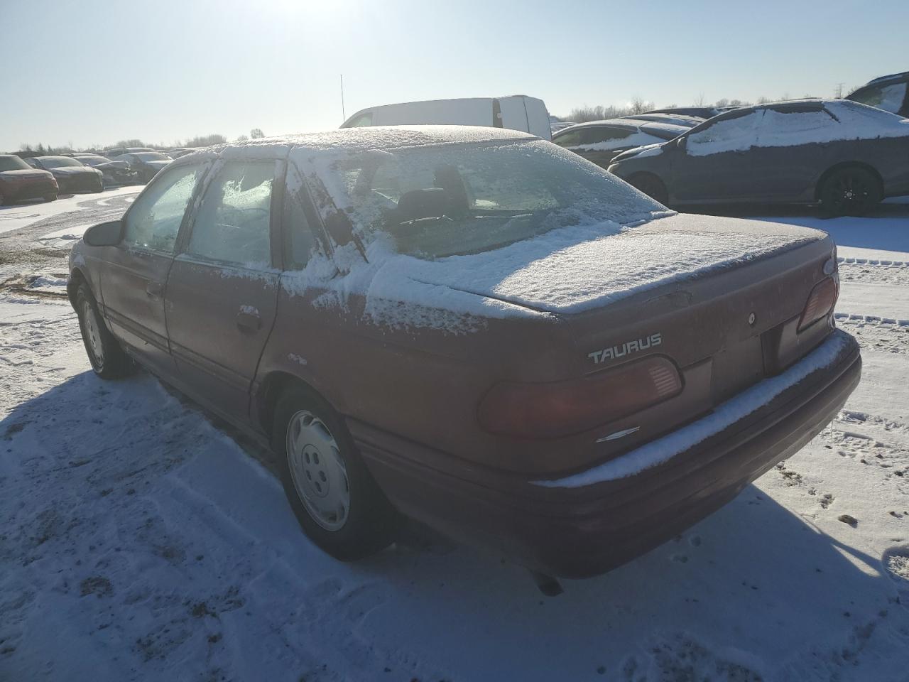 1993 FORD TAURUS - Image 2