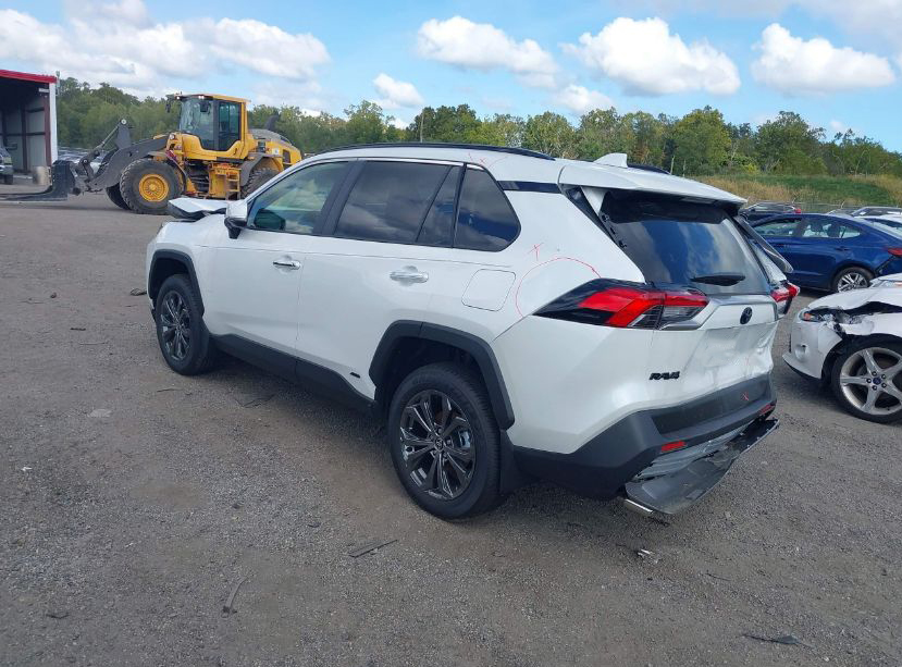 2020 Toyota RAV4 Hybrid - Image 3