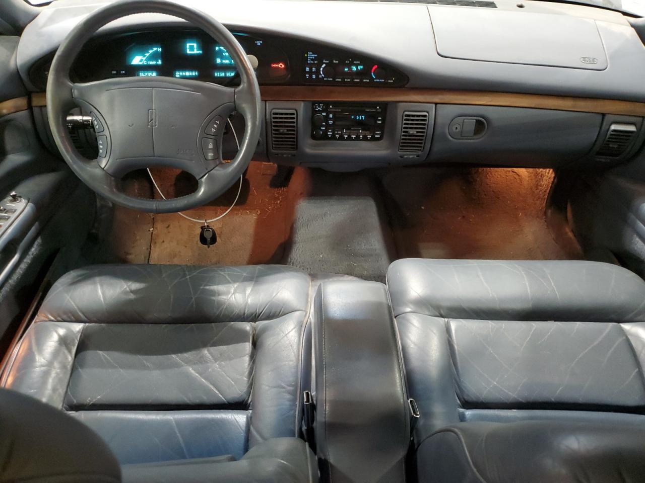 1996 OLDSMOBILE 98 - Image 8
