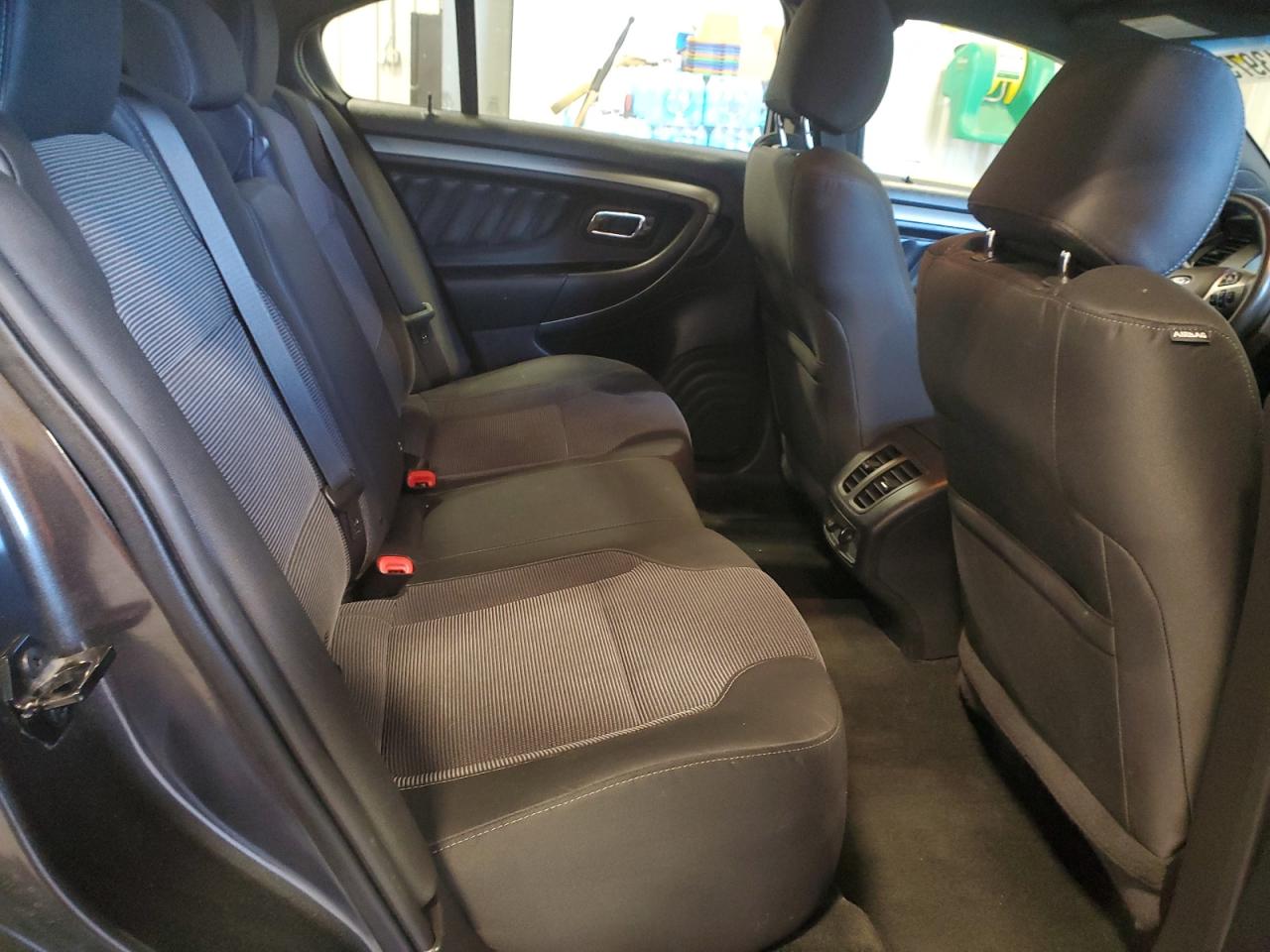 2015 Ford Taurus SEL - Image 10