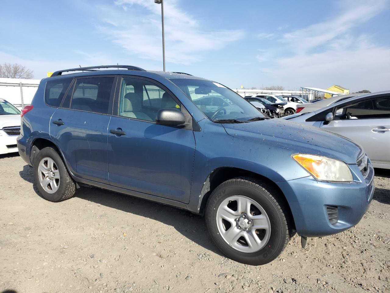 2011 Toyota RAV4 - Image 4