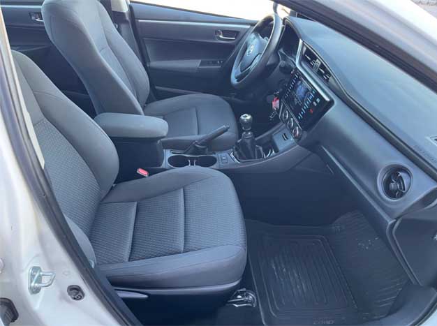 2018 Toyota Corolla - Image 6