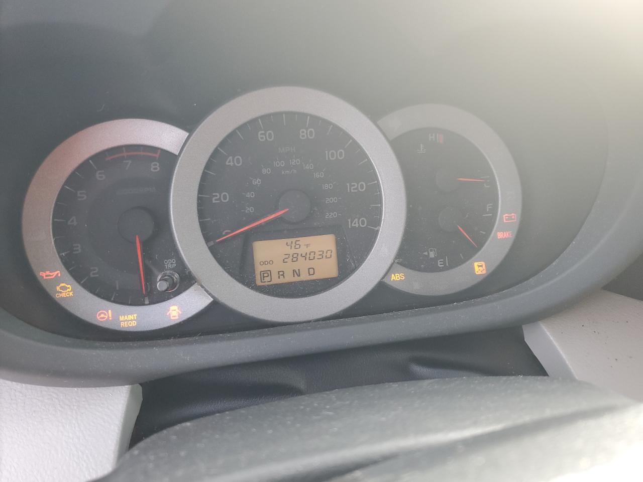 2011 TOYOTA RAV4 - Image 9