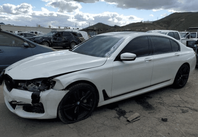 2017 BMW Series-7 - Image 3