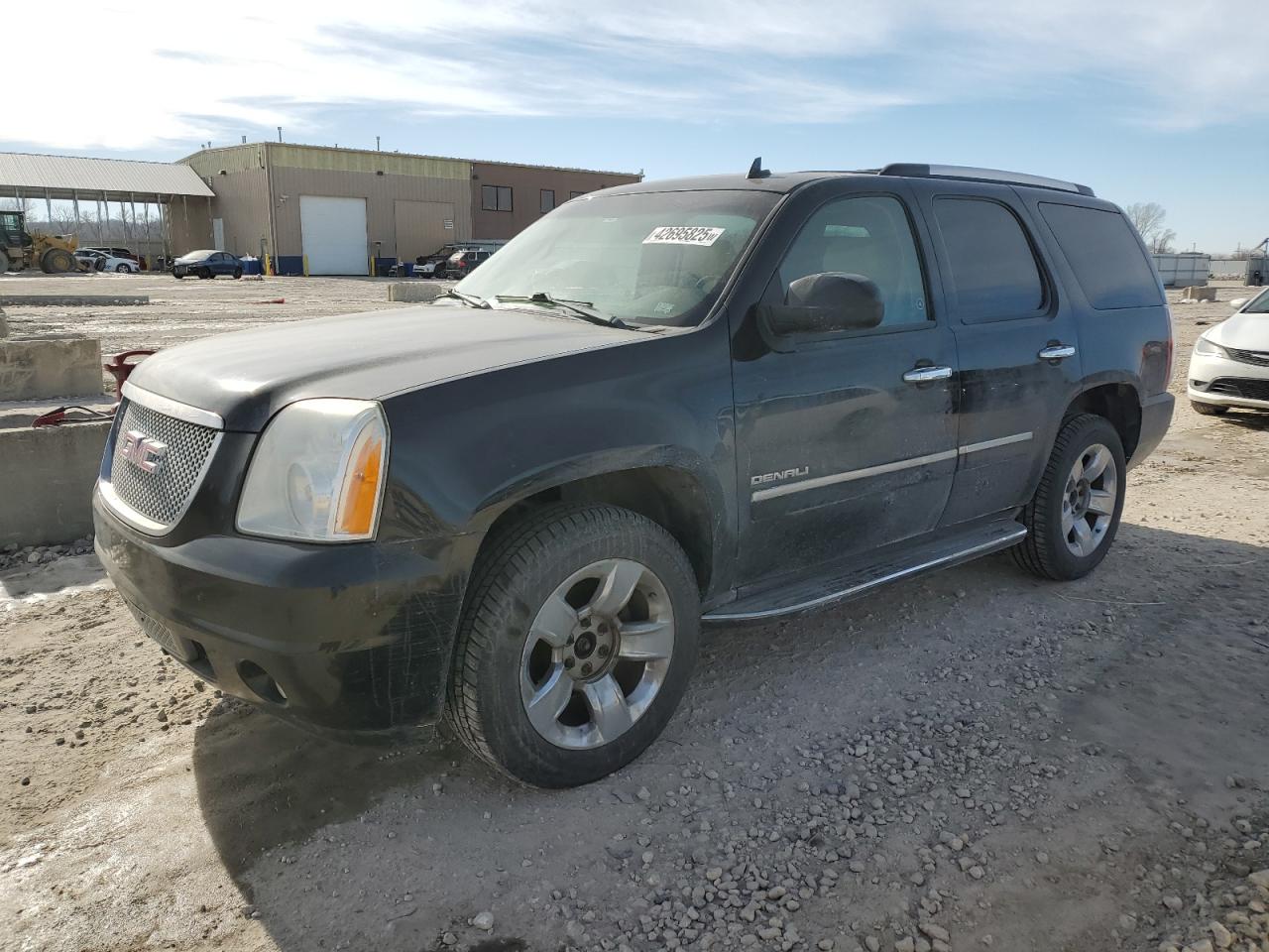 GMC YUKON BLACK