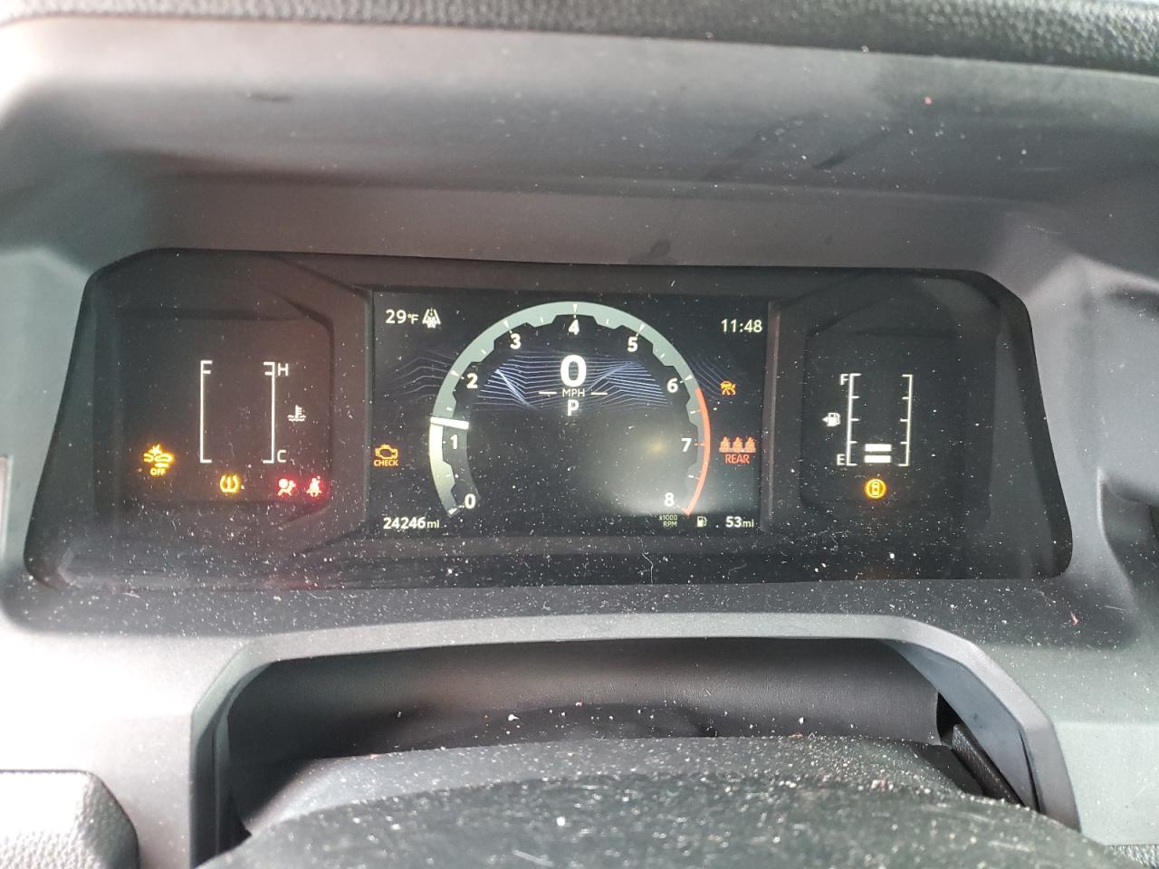 2024 Toyota Tacoma - Image 9