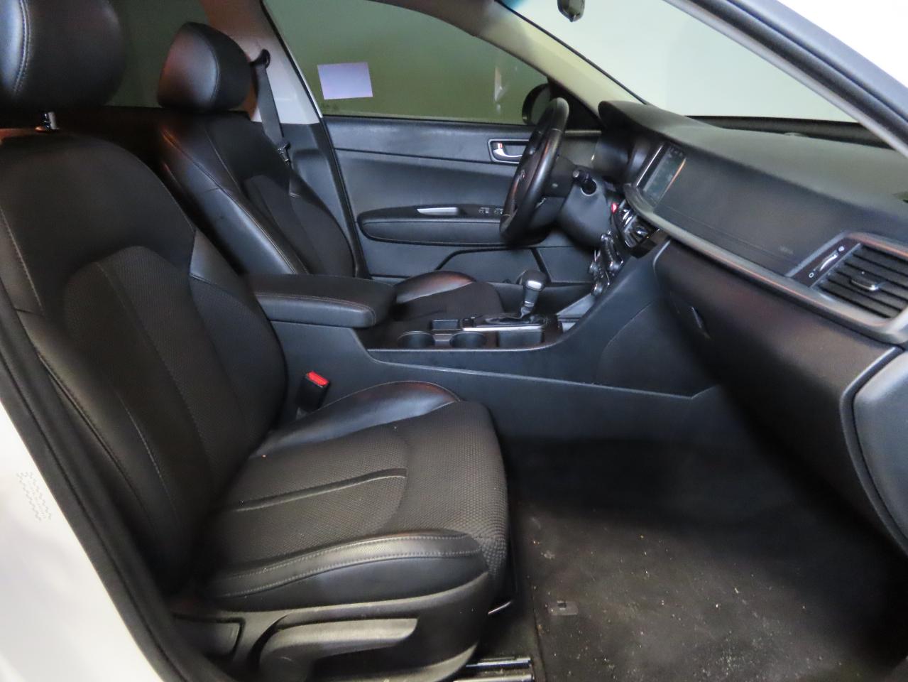 2020 Kia Optima - Image 5