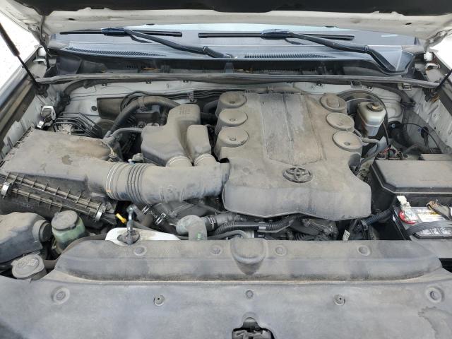 2016 Toyota 4RUNNER - Image 12