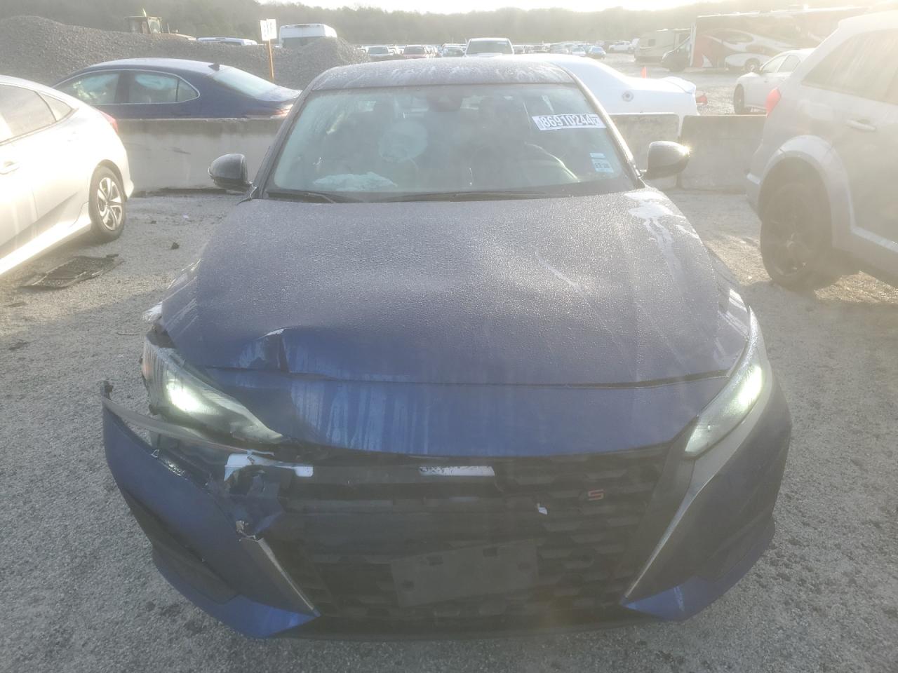 2024 Nissan Altima - Image 5