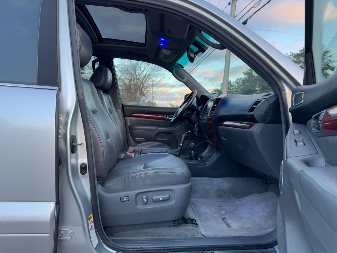 2008 LEXUS GX - Image 5