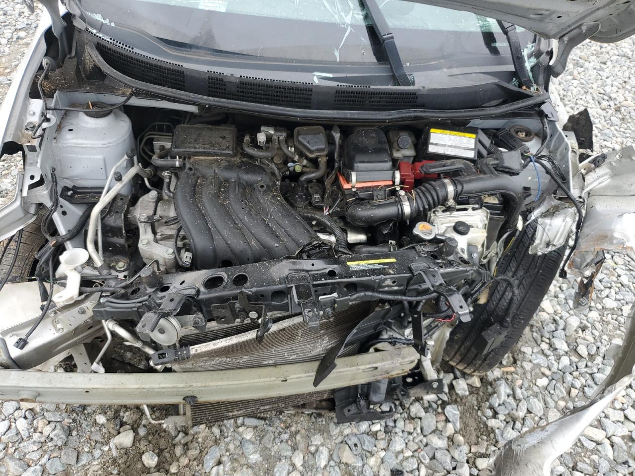 2018 NISSAN VERSA - Image 11