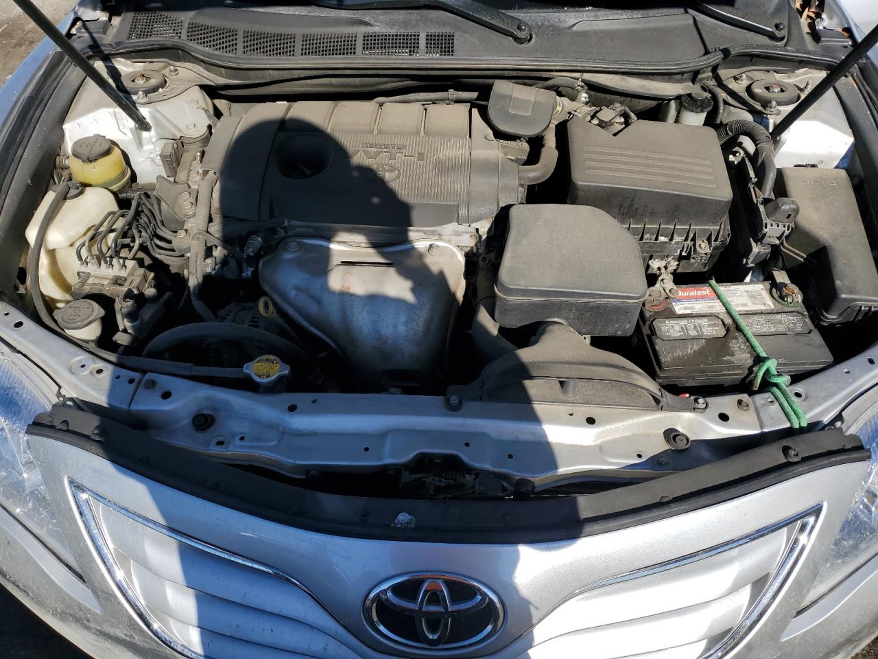 2011 Toyota Camry - Image 11
