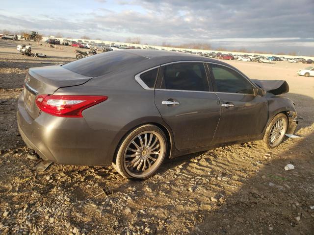 2017 Nissan ALTIMA - Image 3