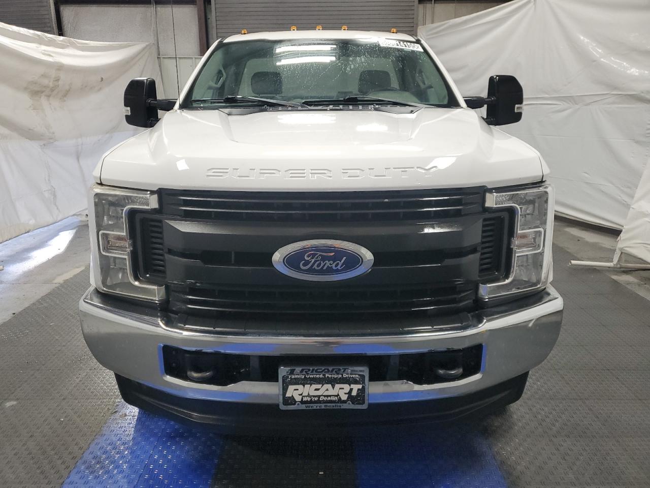 2019 FORD F250 WHITE - Image 5