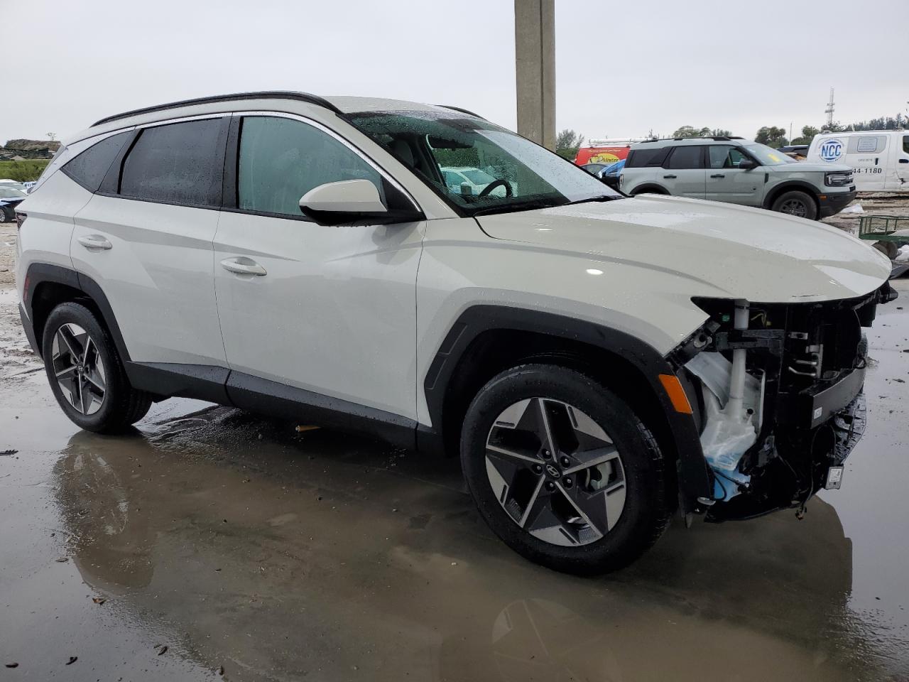 2025 HYUNDAI TUCSON - Image 4