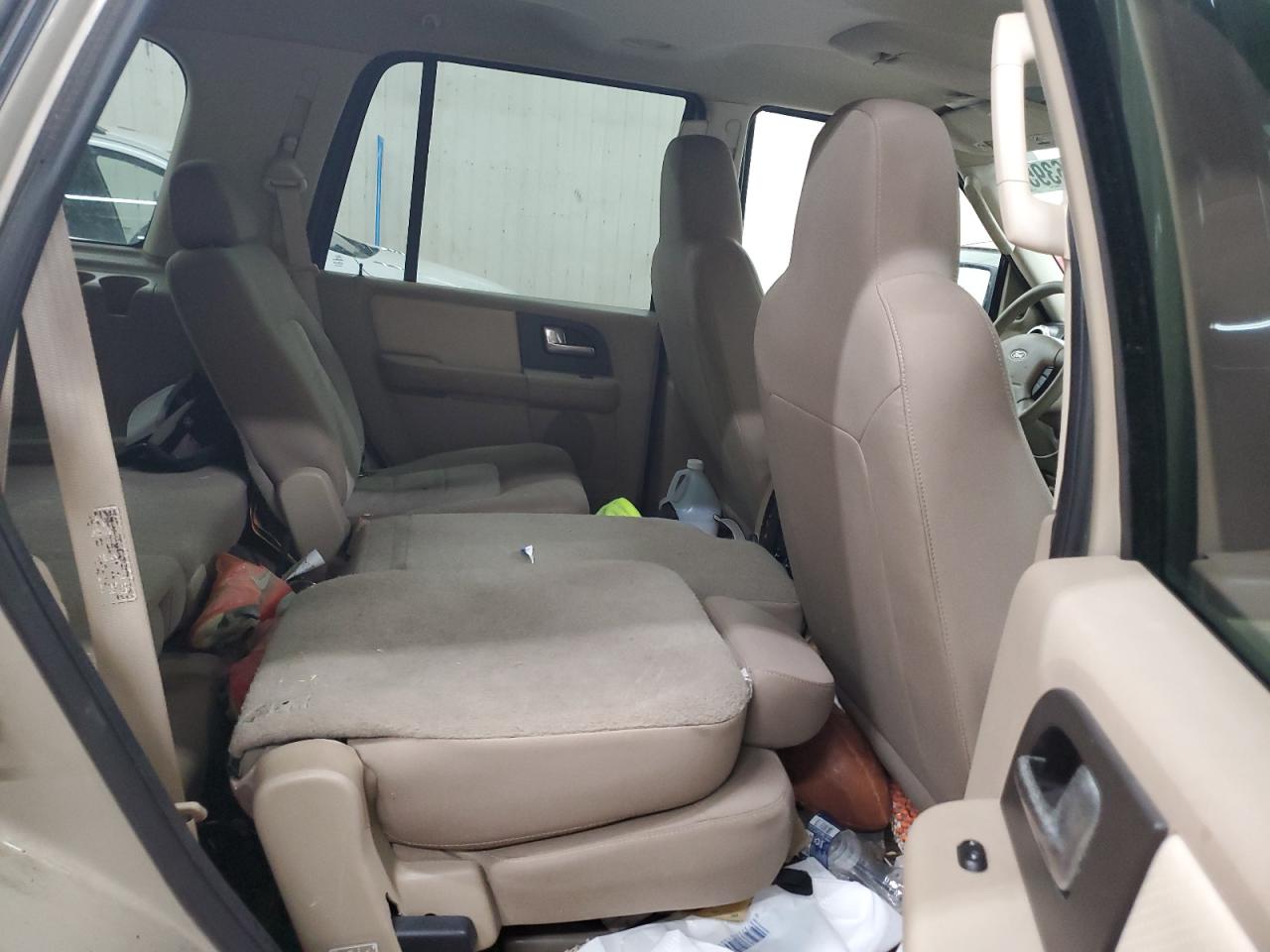 2004 FORD EXPEDITION - Image 11