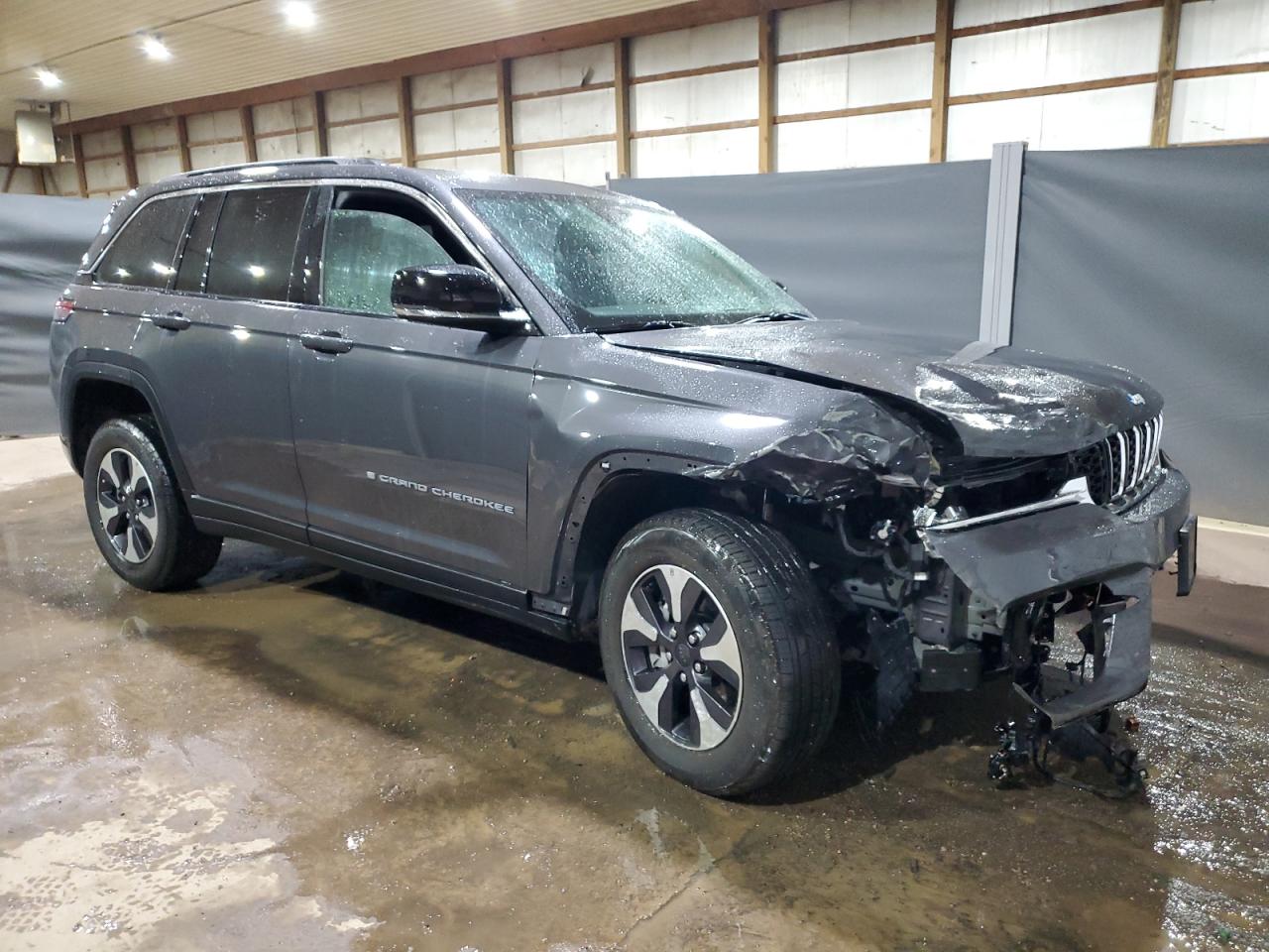 2024 JEEP GRAND CHER - Image 4