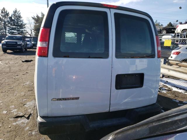 2017 Chevrolet EXPRESS - Image 6