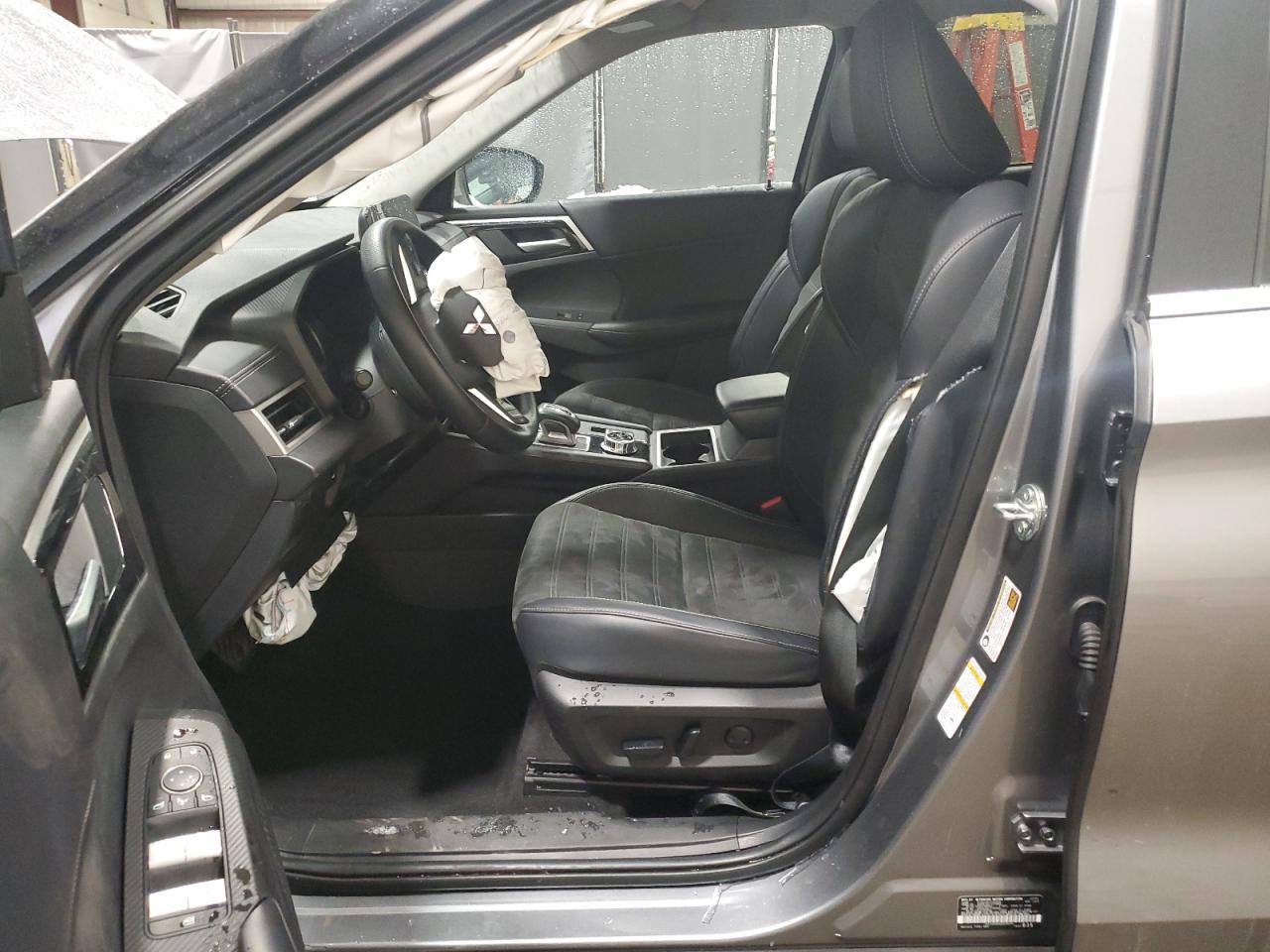 2024 MITSUBISHI OUTLANDER SILVER - Image 7