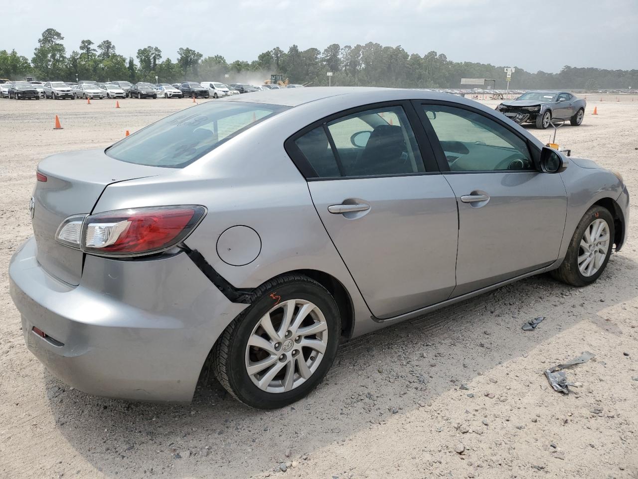 2012 MAZDA 3 SILVER - Image 3