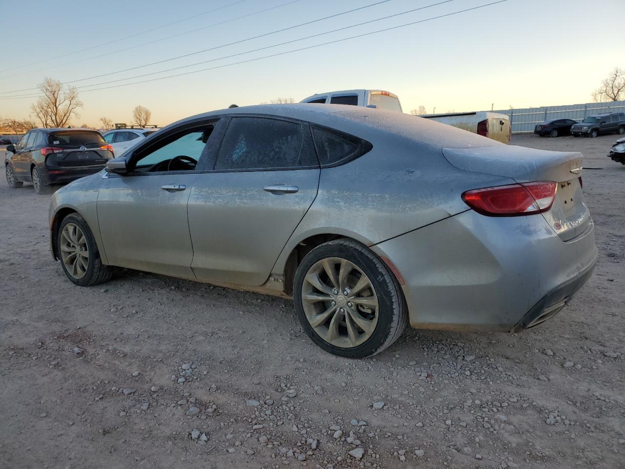 2015 CHRYSLER 200 - Image 2