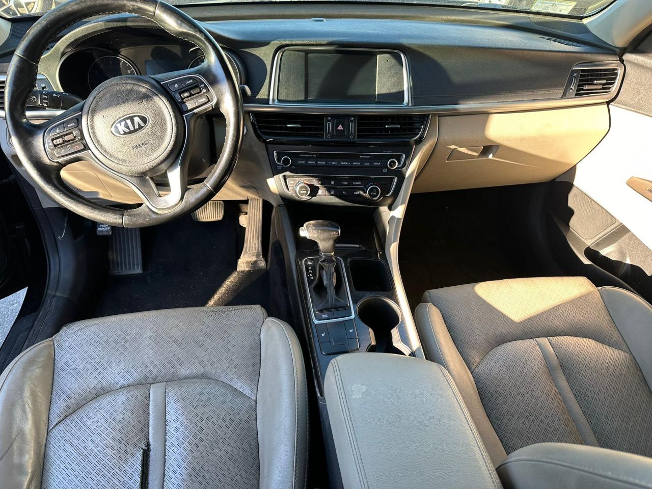 2018 KIA OPTIMA - Image 9