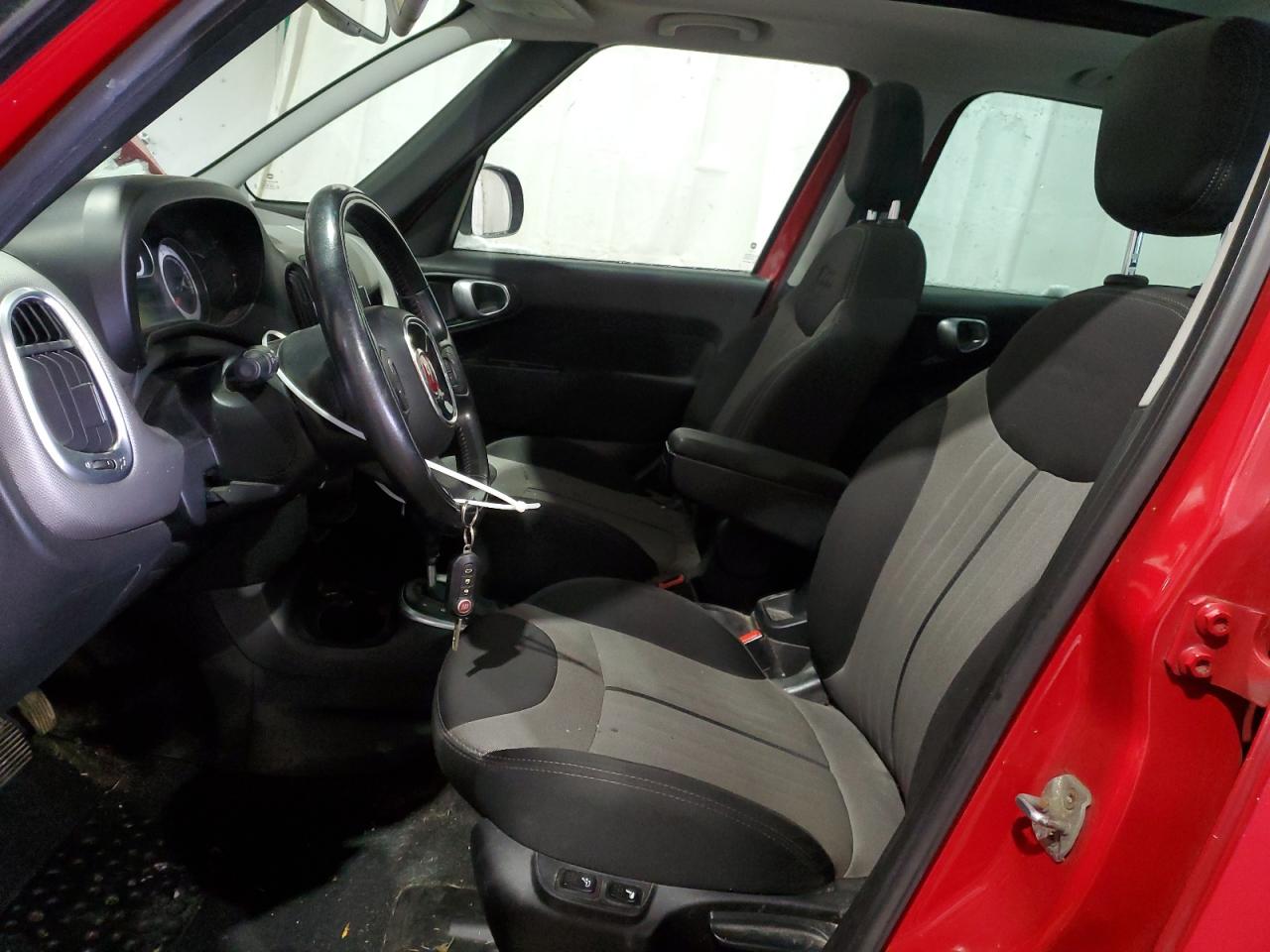 2015 FIAT 500 - Image 7