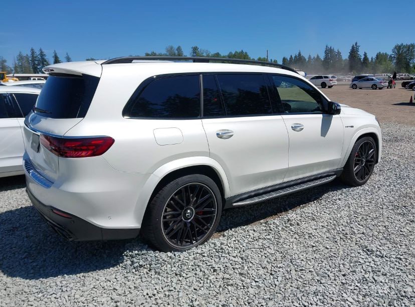 2024 Mercedes-Benz GLS450 4M - Image 5