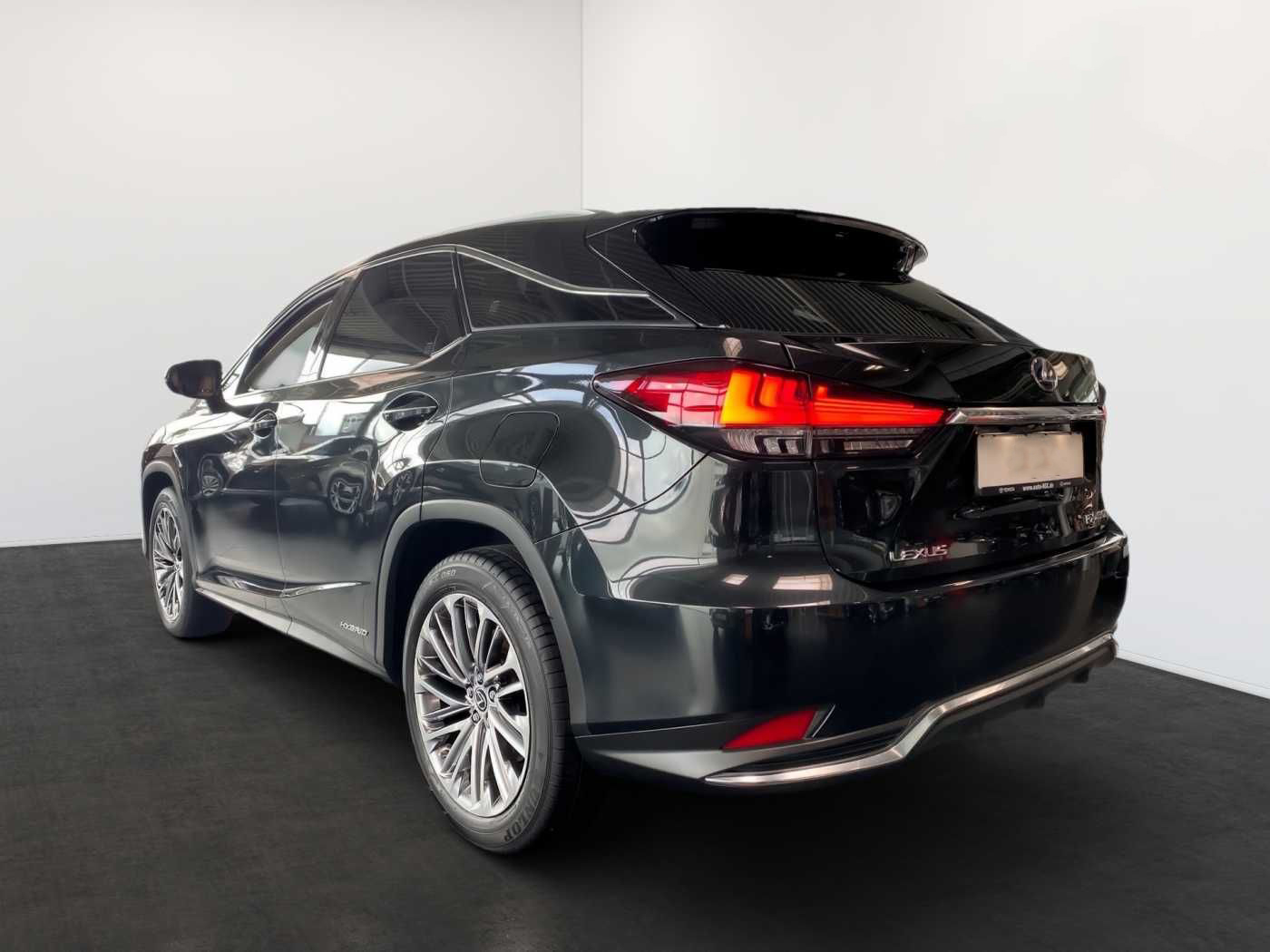 2022 Lexus RX450H - Image 5
