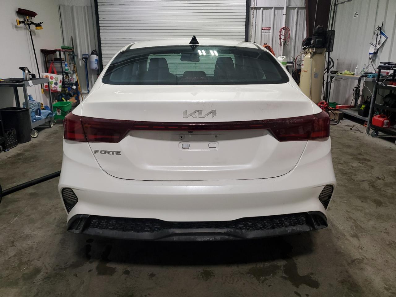 2023 Kia Forte - Image 6