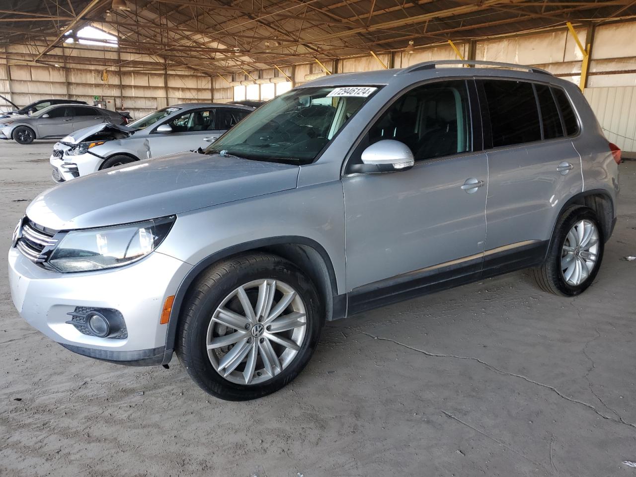 VOLKSWAGEN TIGUAN