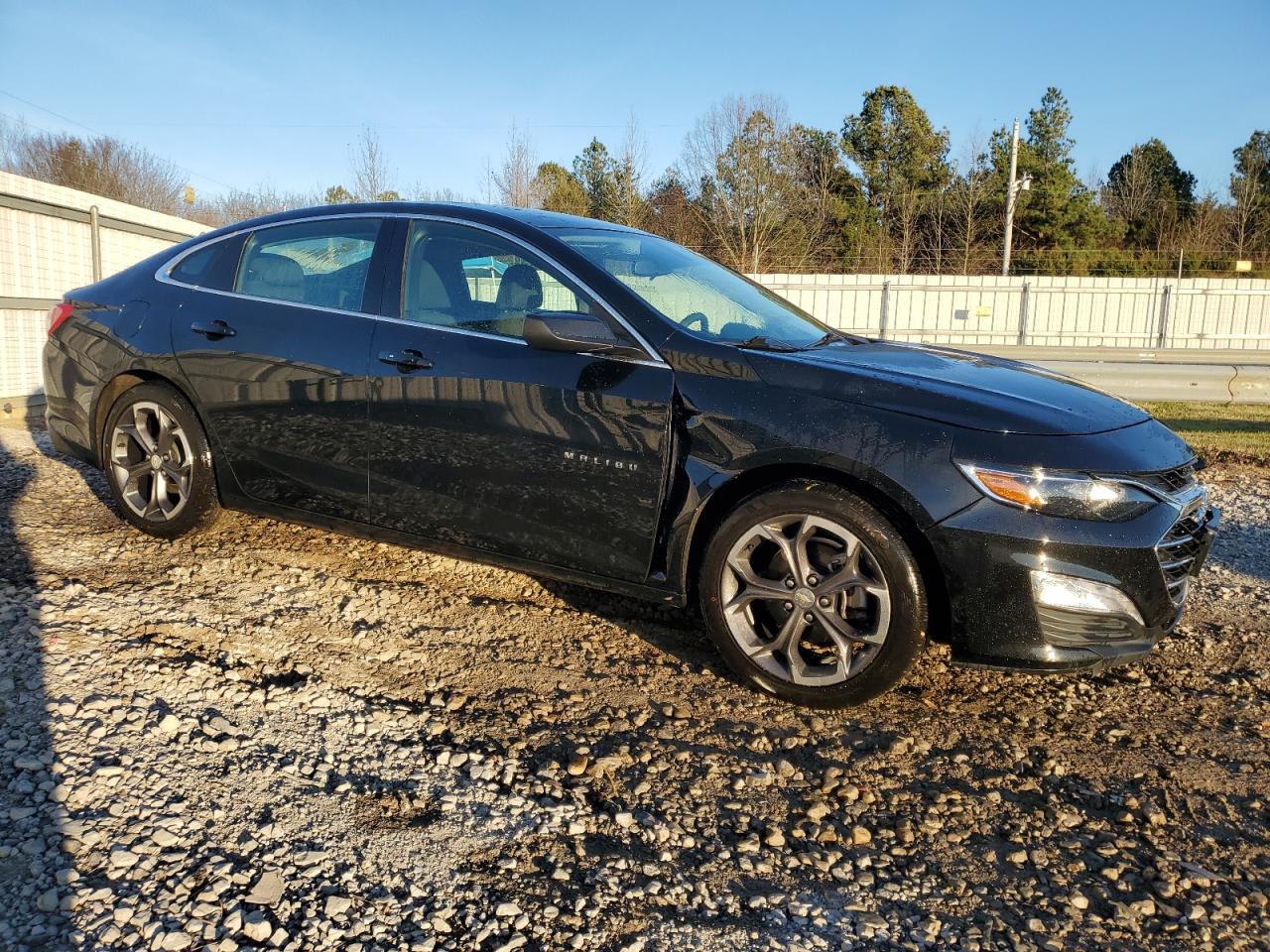 2022 CHEVROLET MALIBU - Image 4